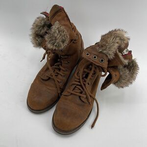 Madden Girl size 7 faux fur lined boots